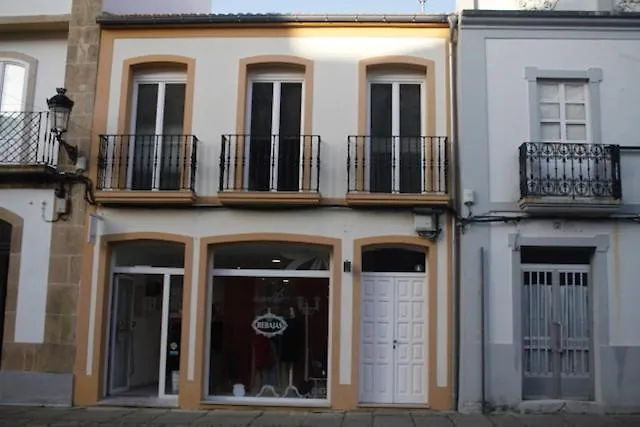 Centro Izqda Daire *